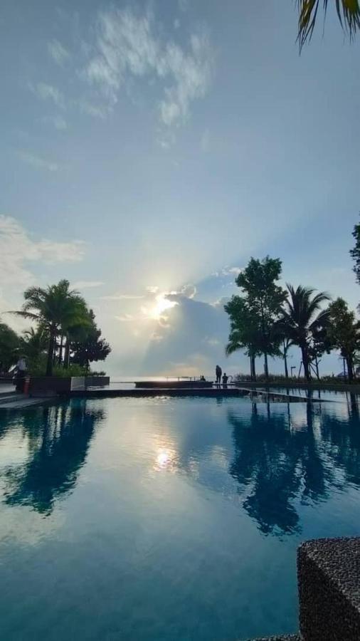 Timurbay Seafront Staycation By Nedd'S Kuantan Esterno foto
